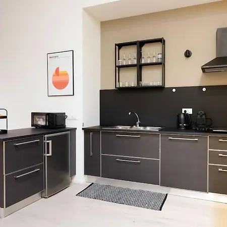Navigli-bocconi Spazio Luce Design Apartamento *